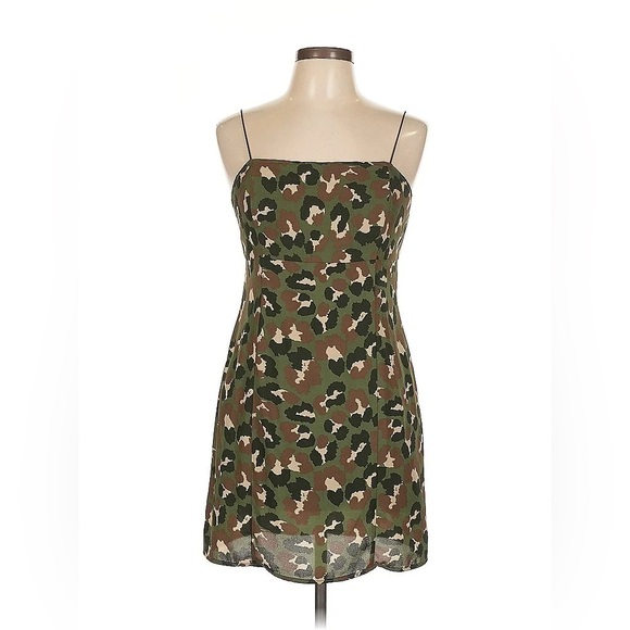 Wild Honey || NWOT Camo Mini Dress (M) - Picture 1 of 9